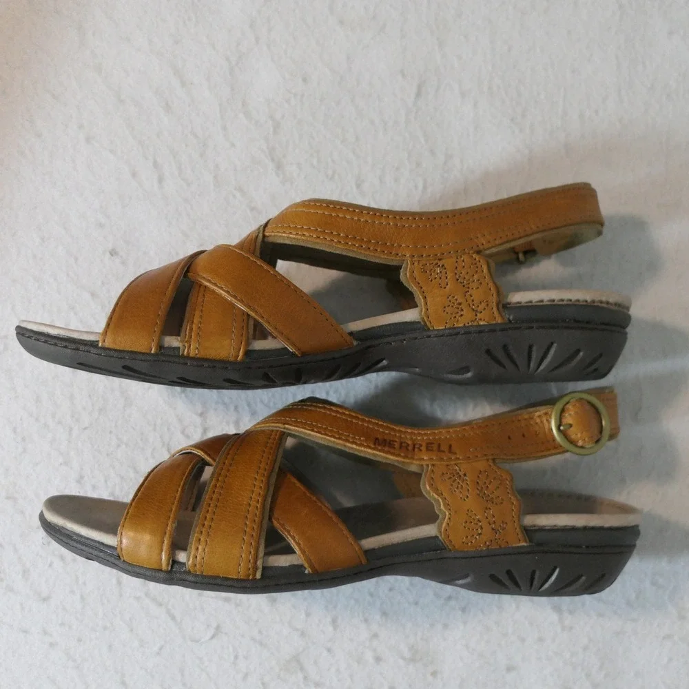 NIB Merrell Womens Bassoon Sandals 9 Tan Leather Strappy Gorpcore Granola J46248